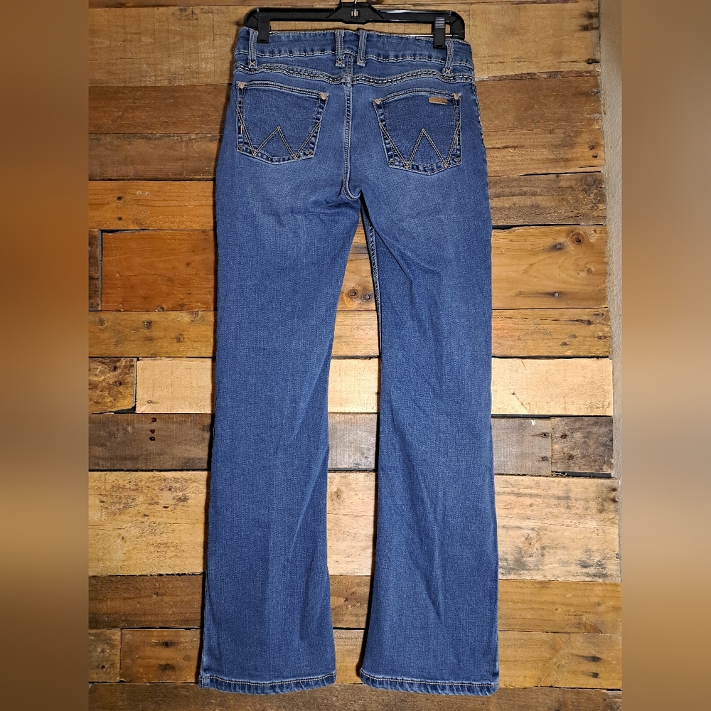 Women's Retro Mae Bootcut‎ Jean size 7/8×32.